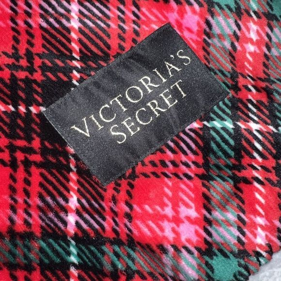 VICTORIA'S SECRET XS PJ SLEEPWEAR SET+BLANKET+BAG flannel red PLAID CHRISTMAS - Picture 5 of 6